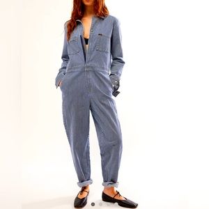 Lee Union Coverall Denim Jumpsuit by Lee in Railroad stripe blue, NWT Size: M
